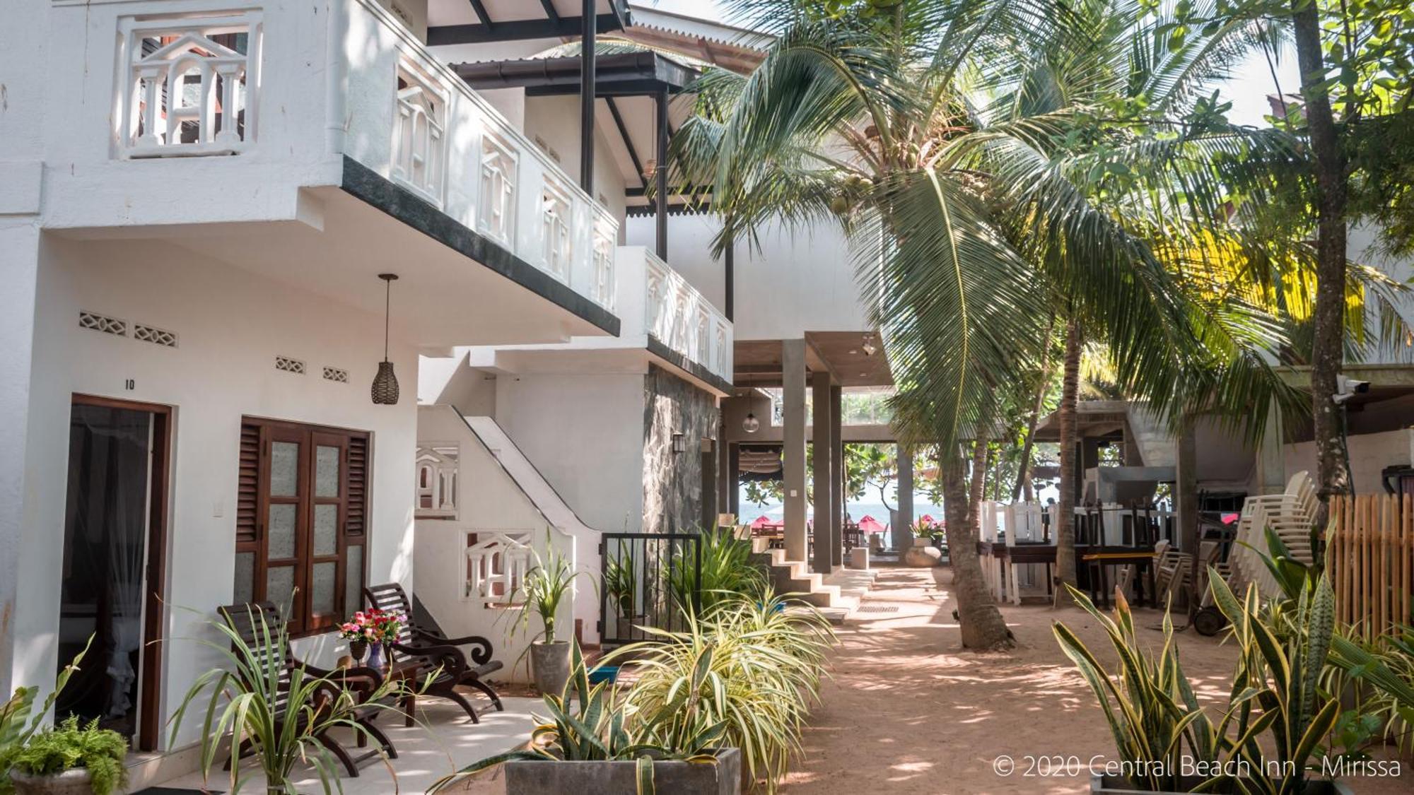 Central Beach Inn Mirissa Exterior photo